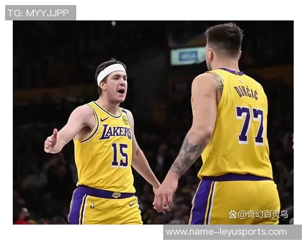 湖记:里夫斯季后赛场均167分表现不俗评价过早需谨慎 湖记:里夫斯季后赛场均167分表现不俗评价过早需谨慎